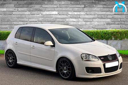 VOLKSWAGEN GOLF 2.0 TFSI GTI Edition 30